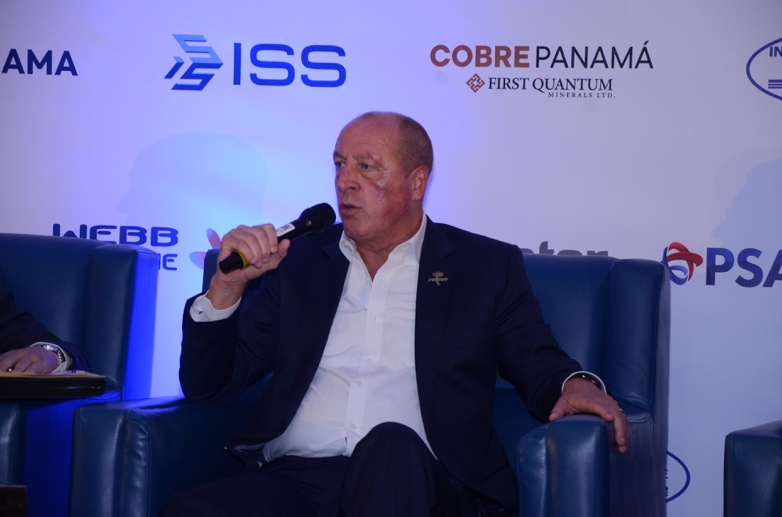 POMTOC CEO Gerard van den Heuvel speaking at the 11th Latin America Ports Forum